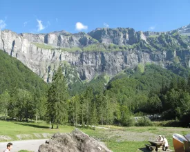 LES BORDS DU GIFFRE