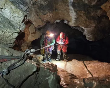 Traversée de la grotte de Mégevette